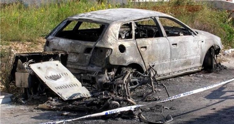 Mladić došao na Trešnjevku s drugog kraja grada da bi zapalio Toyotu. Uhvaćen je