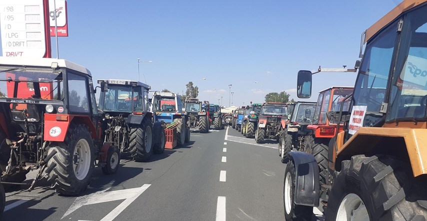 Traktorima u BiH blokiran granični prijelaz s Hrvatskom, zatvoren je