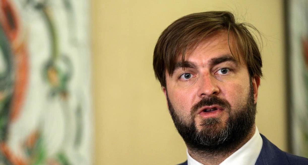 Ćorić: Cijene goriva od sutra bi mogle biti niže od onih propisanih Uredbom