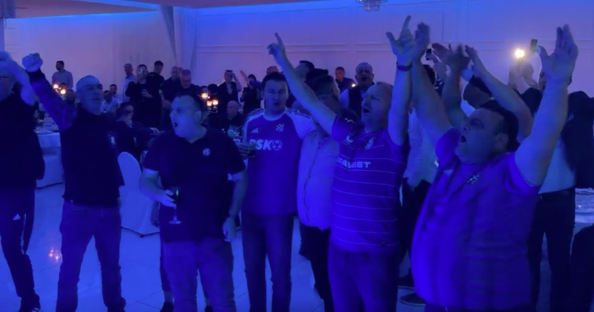 VIDEO Plava noć u Požegi okupila stotine navijača Dinama. Zajec: Uzet ćemo i Kup
