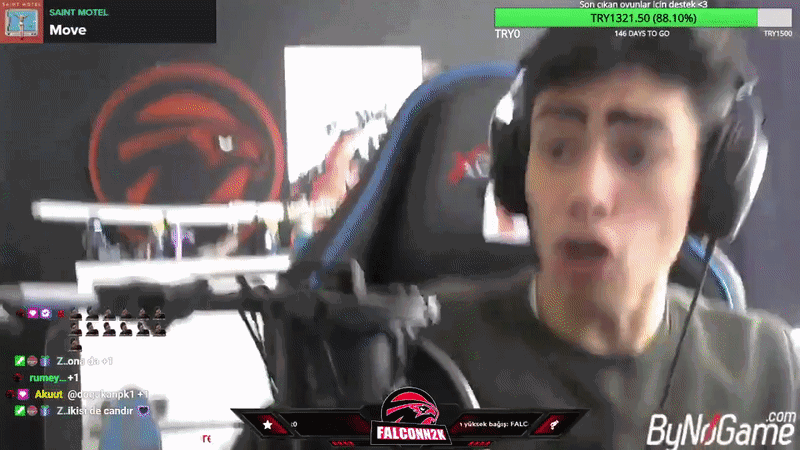 Gejmer iz Izmira uhvatio potres u prijenosu uživo, snimka je zastrašujuća