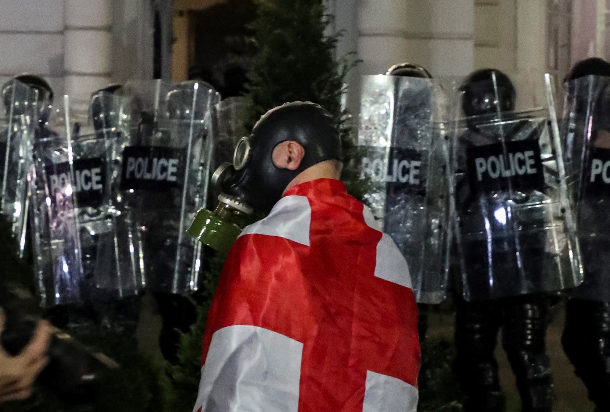 GALERIJA Brutalan obračun policije i prosvjednika na dan lokalnih izbora u Gruziji