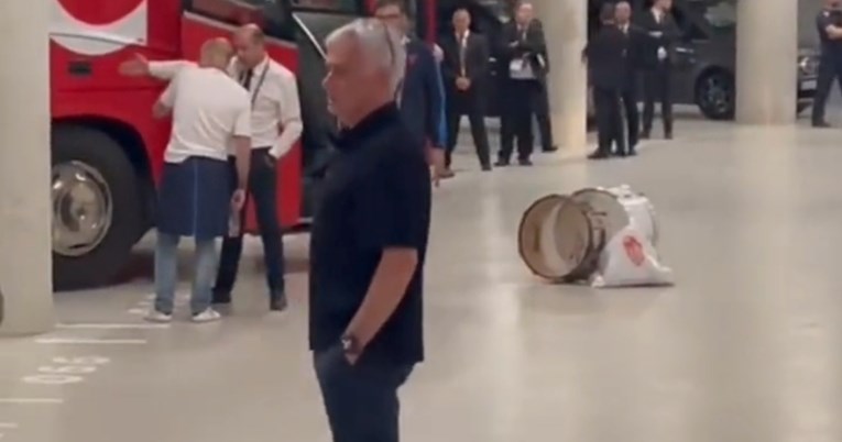 VIDEO Mourinho poludio nakon finala EL-a. Vrijeđao suca na parkingu