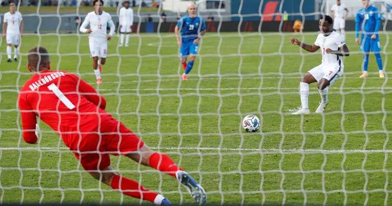 ISLAND - ENGLESKA 0:1 Gosti zabili penal u 90. minuti, Islanđani ga promašili u 93.
