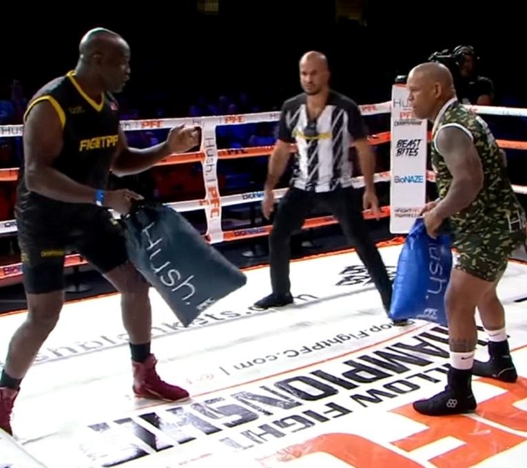 VIDEO MMA legenda je prije 18 godina pobijedila Cro Copa. Sada se tuče jastucima