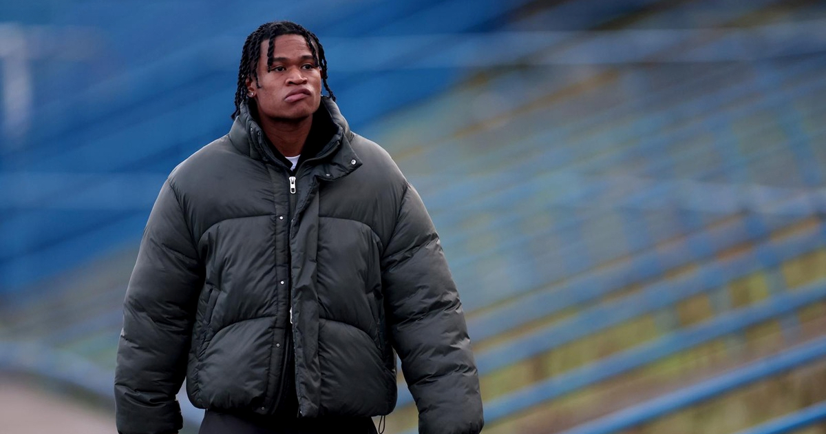 Stara snimka opet je hit. Novi igrač Dinama pjeva Thompsonovu pjesmu