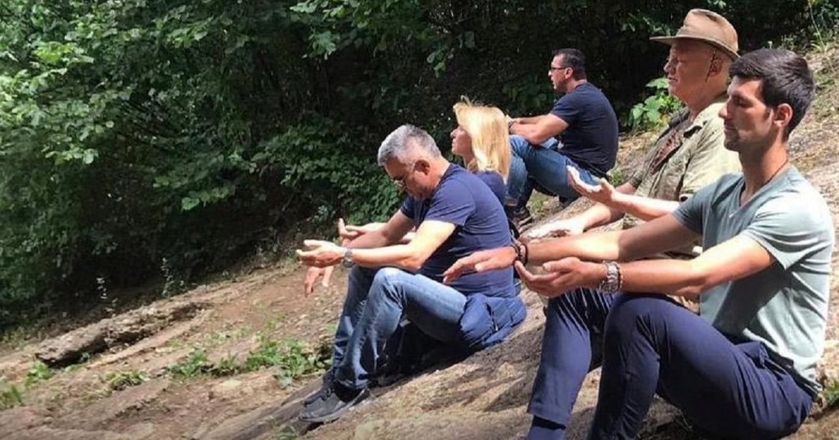 Đoković meditirao na "Bosanskoj piramidi" pred utakmicu BiH i Italije u Zenici