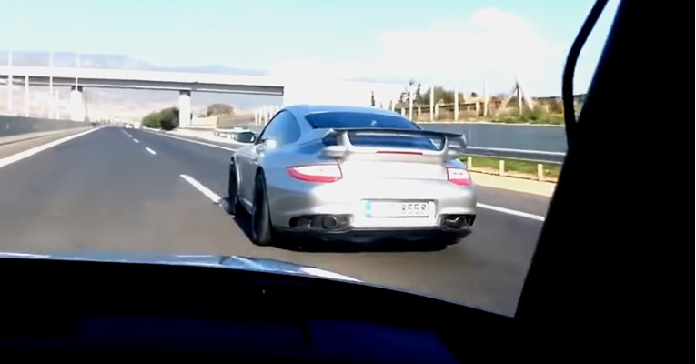 VIDEO Ovo je Lada koja je posramila Porsche na autocesti