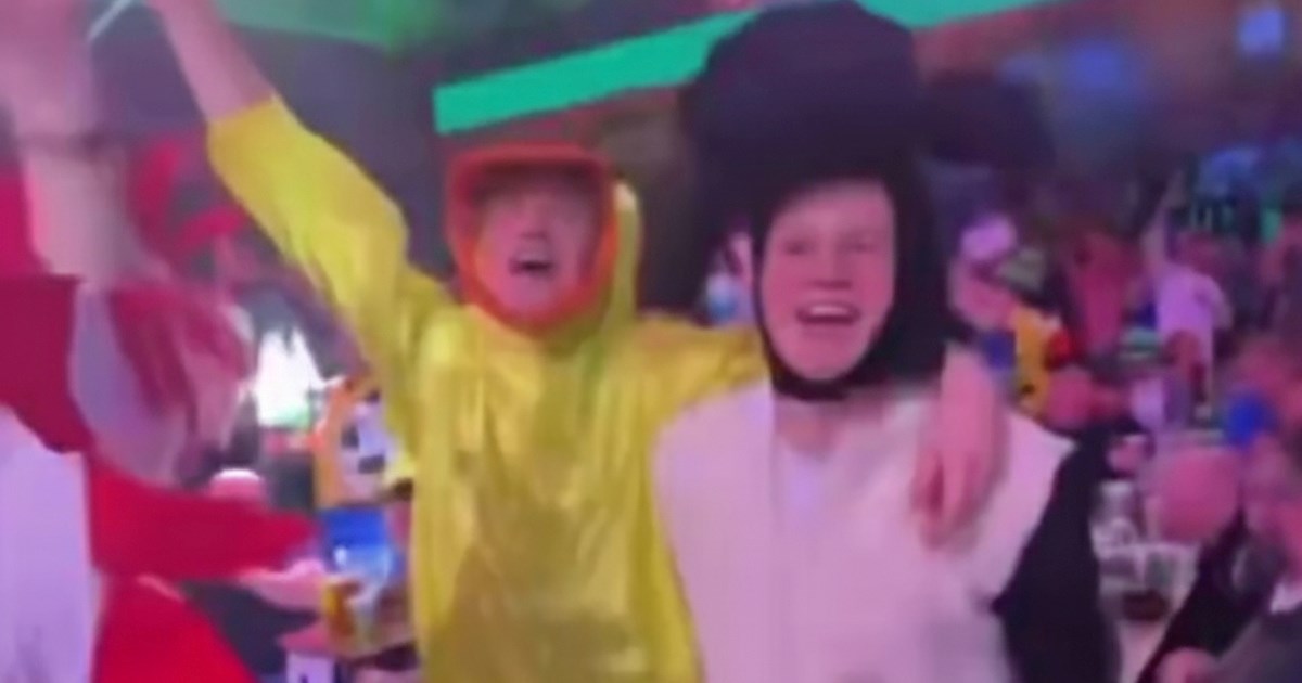 VIDEO Dok ga traže Real i Barca, veliki talent obučen kao ovca skače na SP-u u pikadu