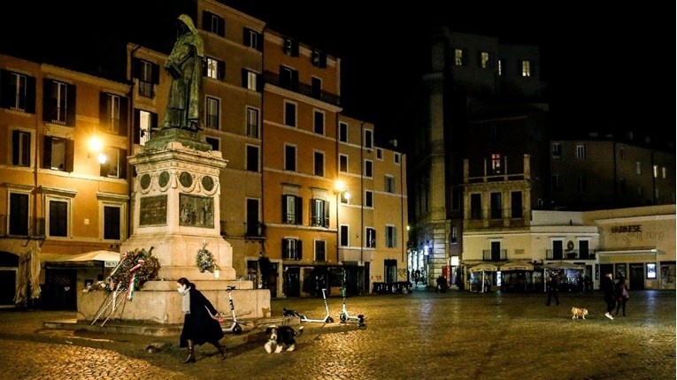 Italija skraćuje policijski sat i ublažava stroge mjere