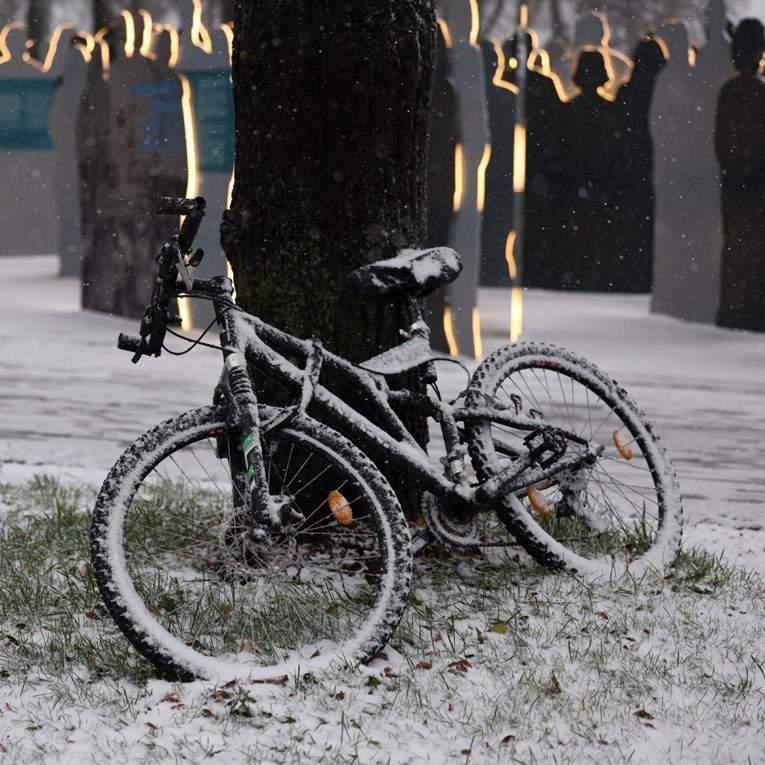Njemačka željeznica kreće u prodaju stotina zaboravljenih bicikala