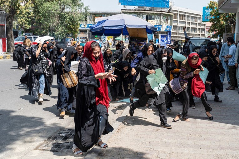 Talibani pretukli prosvjednice koje traže kruh, posao i slobodu