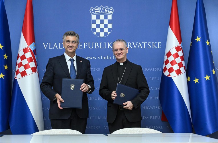 Plenković potpisao novi ugovor s Crkvom, Caritasu tri puta više našeg novca