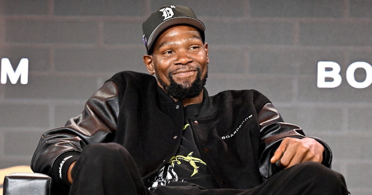 Najveći trejd u povijesti NBA-a. Sedam klubova razmijenilo igrače, Durant u Houstonu