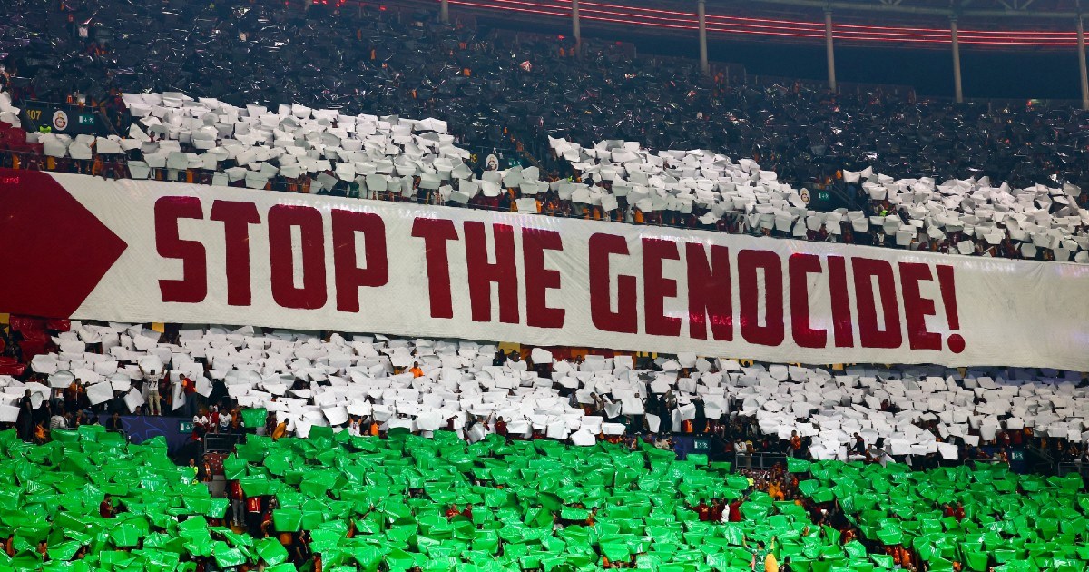 Pogledajte koreografiju navijača Galatasaraya na utakmici Lige prvaka
