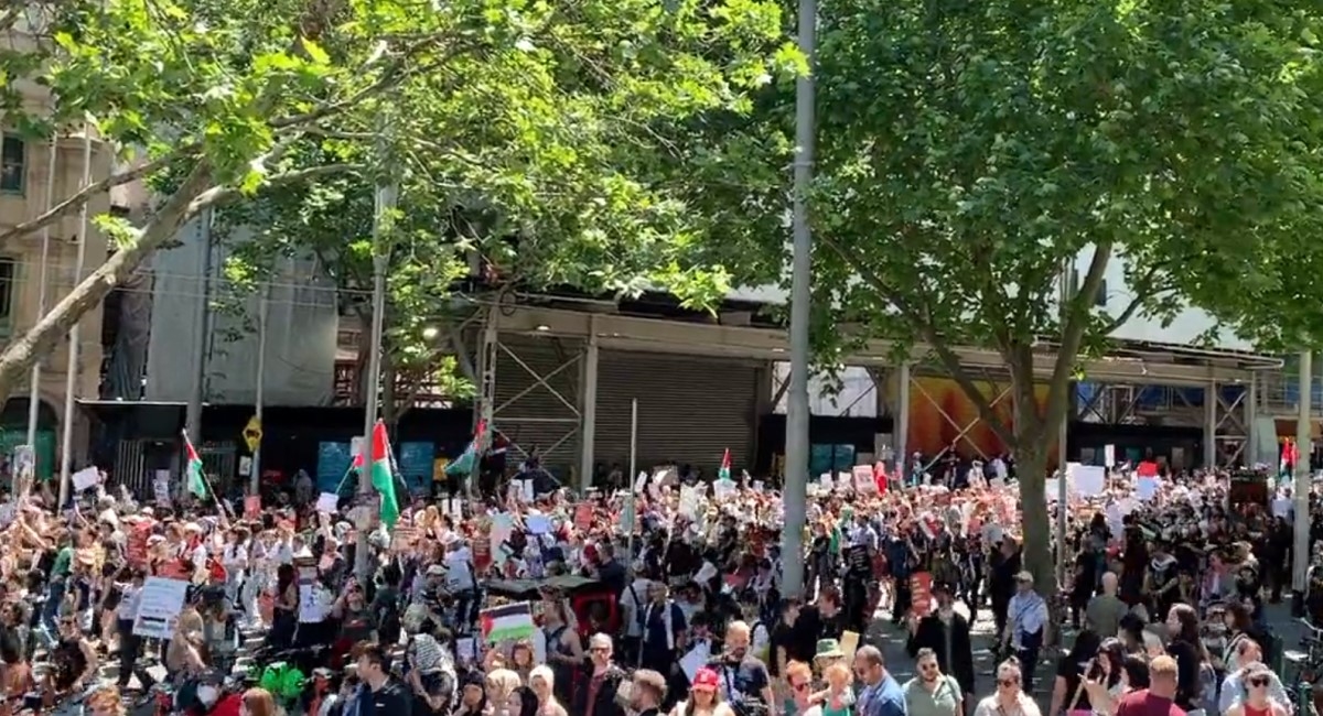 VIDEO Veliki propalestinski prosvjed u Melbourneu, na ulice izašlo 20.000 ljudi