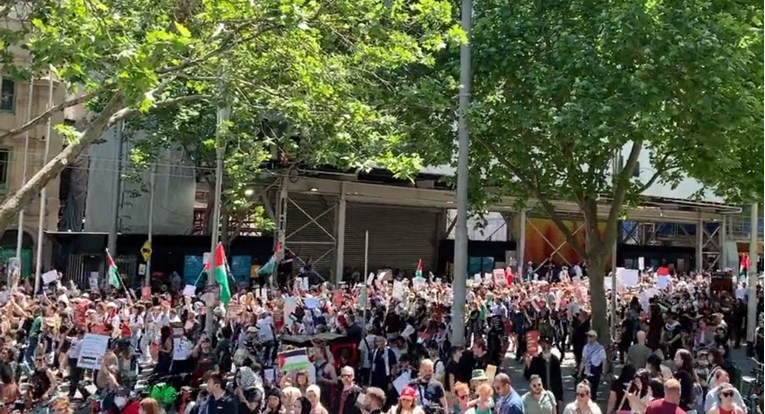 VIDEO Veliki propalestinski prosvjed u Melbourneu, na ulice izašlo 20.000 ljudi