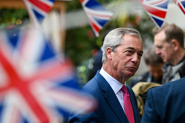 Britanci masovno glasali za čovjeka koji im je prodao Brexit. Zašto?