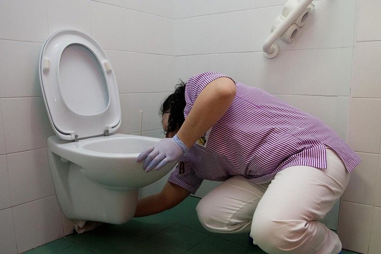 Dnevno čiste 3000 kvadrata bolnice za 850€ plaće: "I onda me pitaju zašto sam umorna"