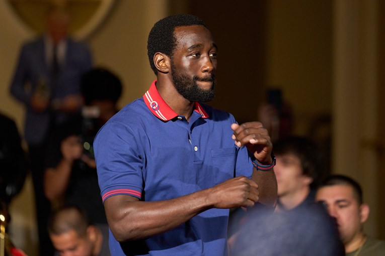 Ujedinio je sve boksačke titule. Jedna mu je sad oduzeta