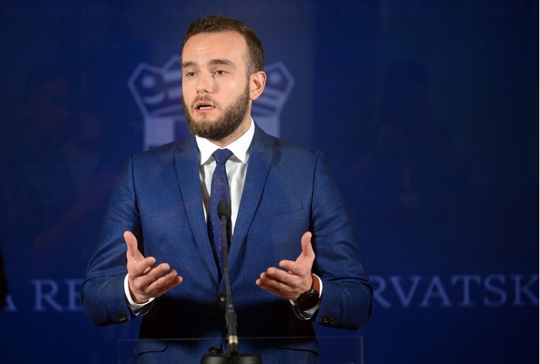Ministar Aladrović za svibanj najavio nove vladine mjere za gospodarstvo