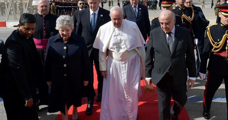 Papa Franjo razmišlja o putovanju u Kijev