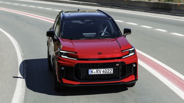 Snažniji Toyota GR RAV4 je tehnički moguć, Japance jedino brine interes kupaca