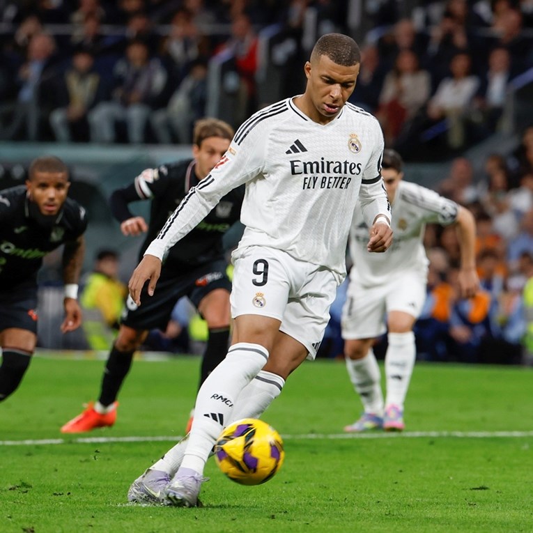 Pogledajte Mbappeovu panenku i gol iz slobodnjaka Leganesu