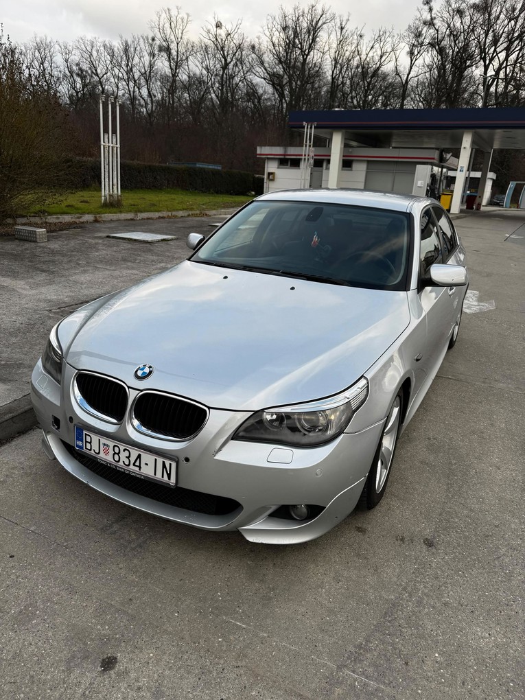 BMW serije 5 s ručnim mjenjačem i 218 KS prodaje se za 8000 eura