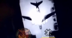 VIDEO Objavljena snimka velikog noćnog napada na Rusiju, pogođen vrijedan avion