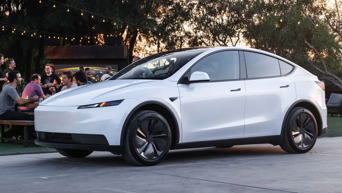 Tesla lansira jeftinije izvedbe. Model 3 i Y imaju zadatak oživjeti prodaju