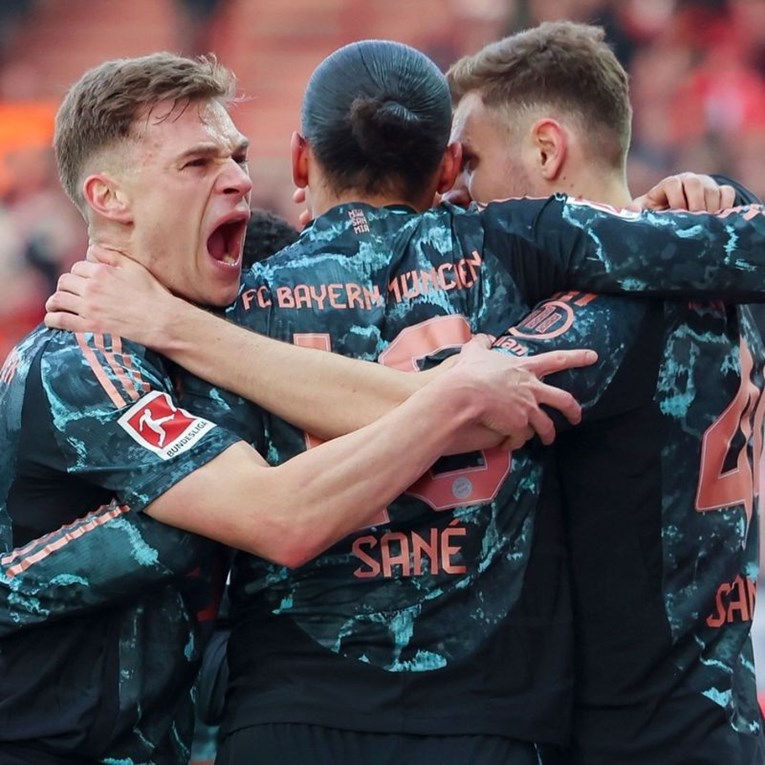 Bayern remizirao s Unionom. Stanišić asistirao