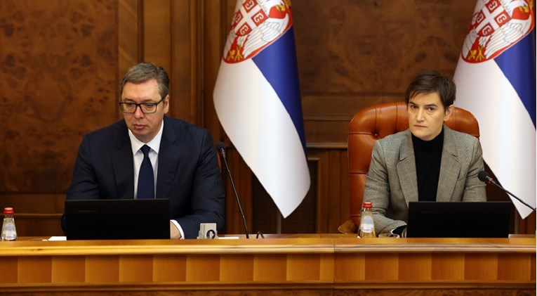 Meta deaktivirala lažne provladine profile u Srbiji povezane s Vučićevom strankom