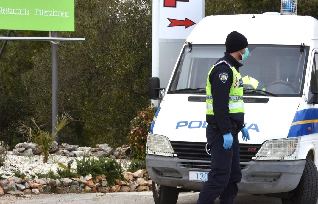 Epidemiolog objasnio zašto se sprema uvođenje potpune karantene u Biogradu
