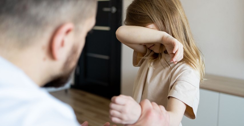Ovo su rečenice koje toksični očevi najčešće govore svojoj djeci, kažu psiholozi