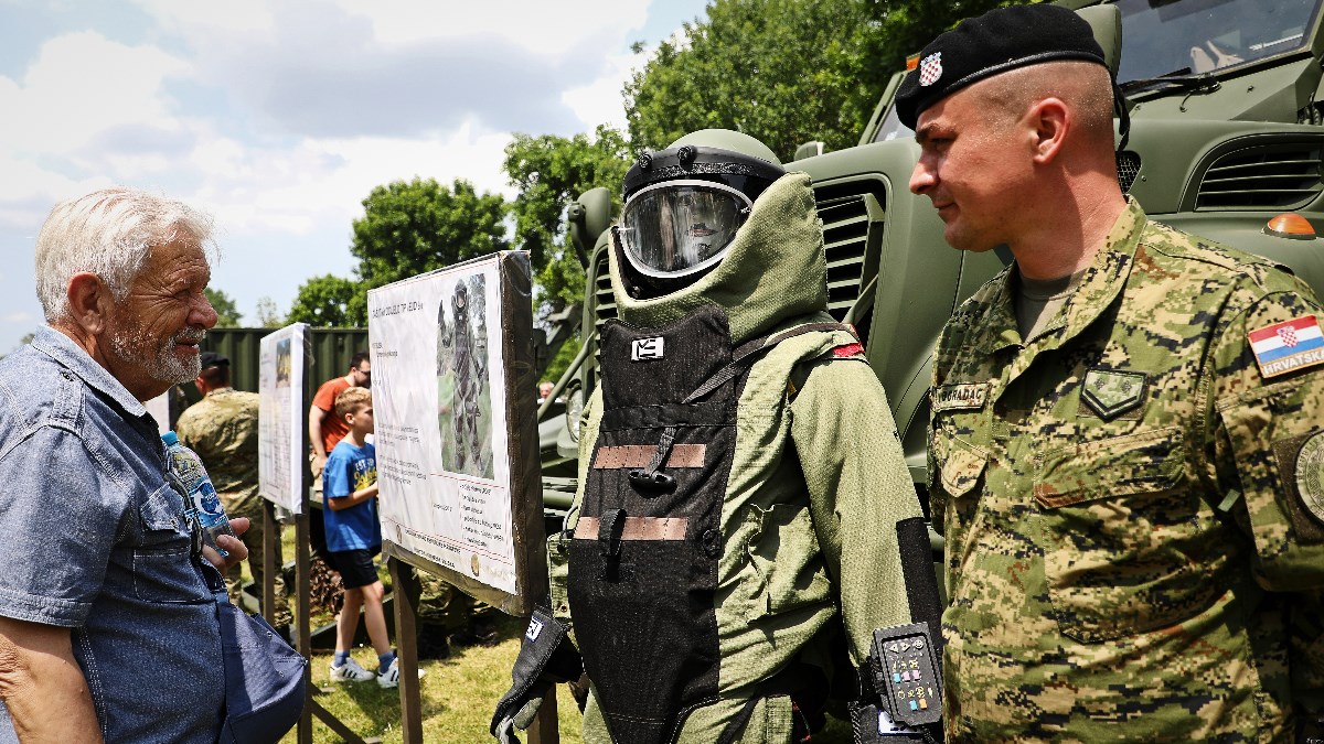 HV traži doktora medicine, produžen rok za prijavu