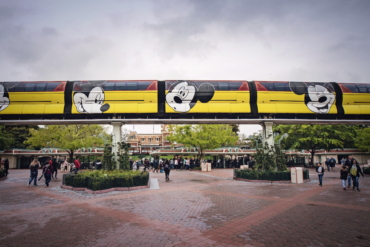 Disneyland u Kaliforniji postaje centar za cijepljenje protiv korone