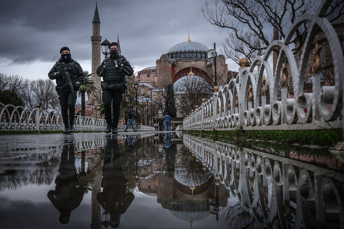 Turska ide u potpuno zatvaranje