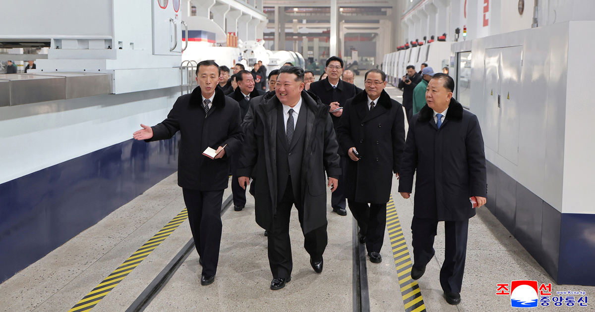 Kim Jong-un tijekom obilaska tvornice: Druže vicepremijeru, otpušteni ste