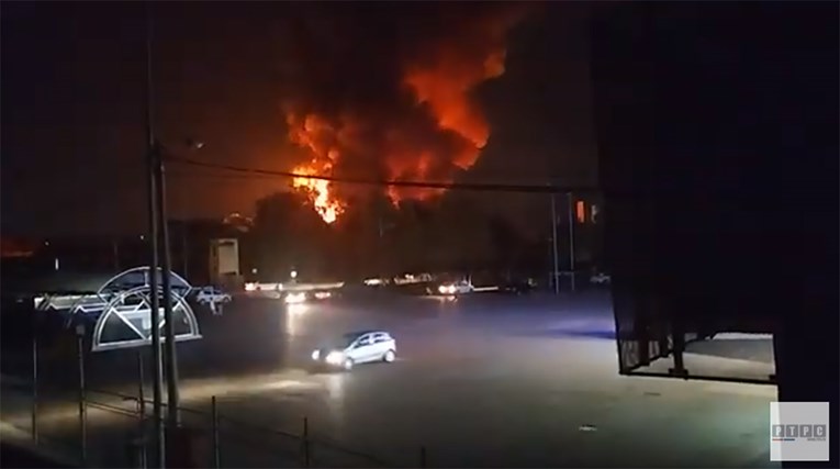 Veliki požar izbio u Banjoj Luci, dio grada ostao bez struje