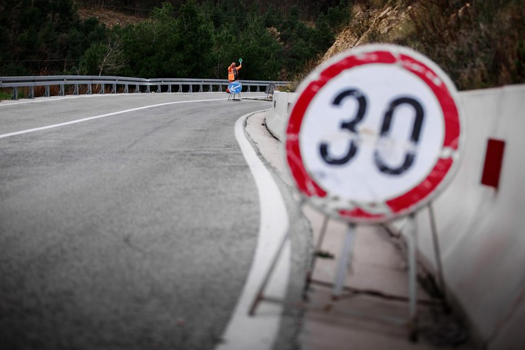 HAK upozorava vozače: Mogući odroni na cestama, na autocesti A1 predmet