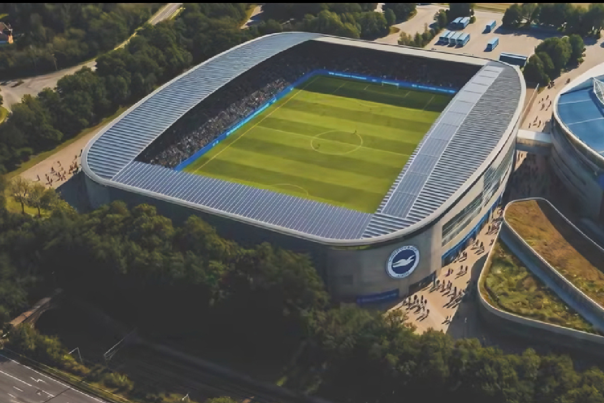 Brighton gradi prvi stadion u Europi isključivo za ženski nogomet. Košta 92 mil. eura