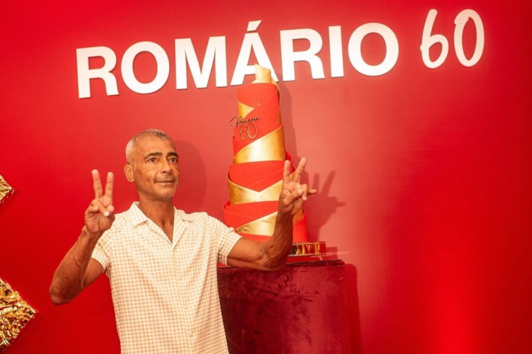 Senzacionalan izgled Romarija (60). Ljudi se ne prestaju diviti njegovim mišićima