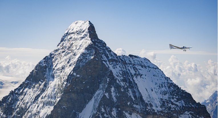 U Švicarskoj poginula dvojica alpinista. "Pali su više od tisuću metara"