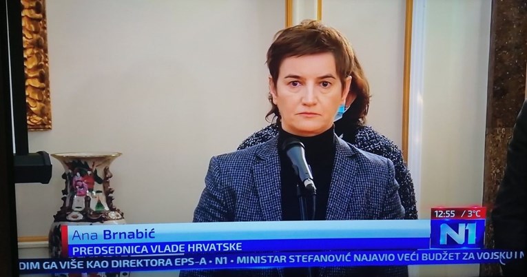 Anu Brnabić potpisali kao premijerku Hrvatske, Srbi se sprdaju: "Napredovala je"