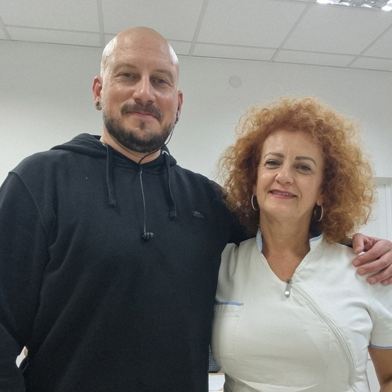 Krešo Bengalka pozirao s majkom, ljudi je odmah prepoznali i počeli hvaliti