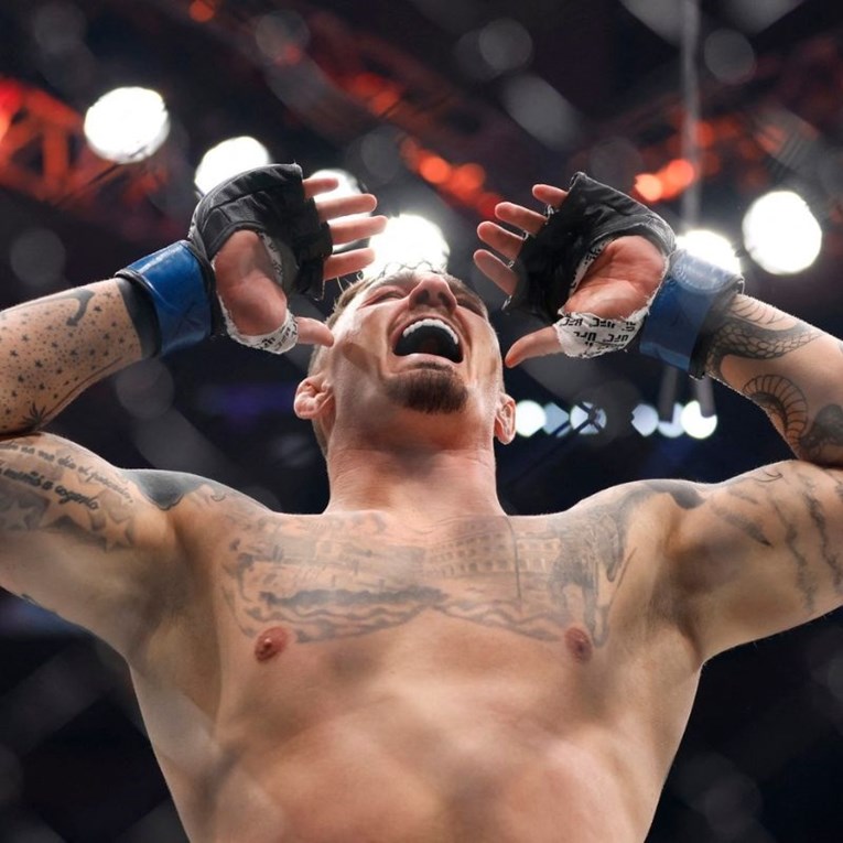 Aspinall: Jones je pretrpio puno štete, zna što ga čeka sa mnom. Ali dosta mi je