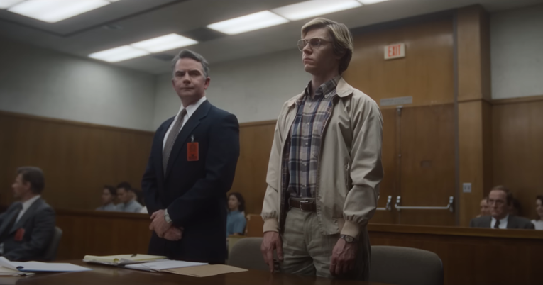 Nakon kritika, Netflix uklonio LGBTQ oznaku sa serije o serijskom ubojici