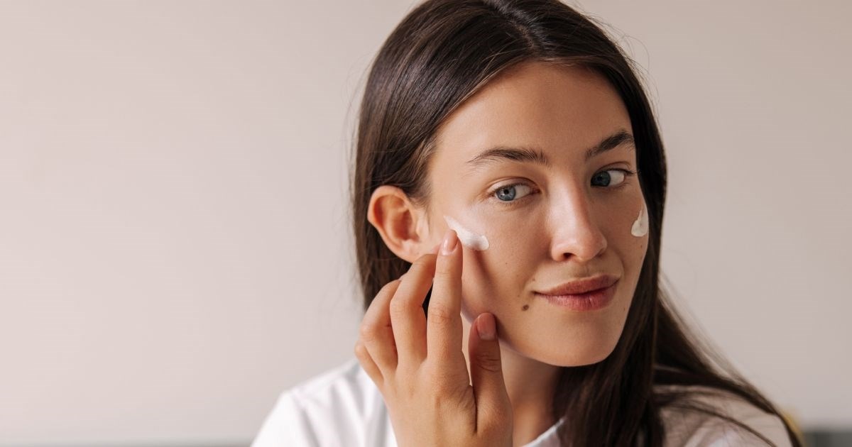 Dermatologinje otkrivaju zašto šminka s SPF-om nije dovoljna zaštita