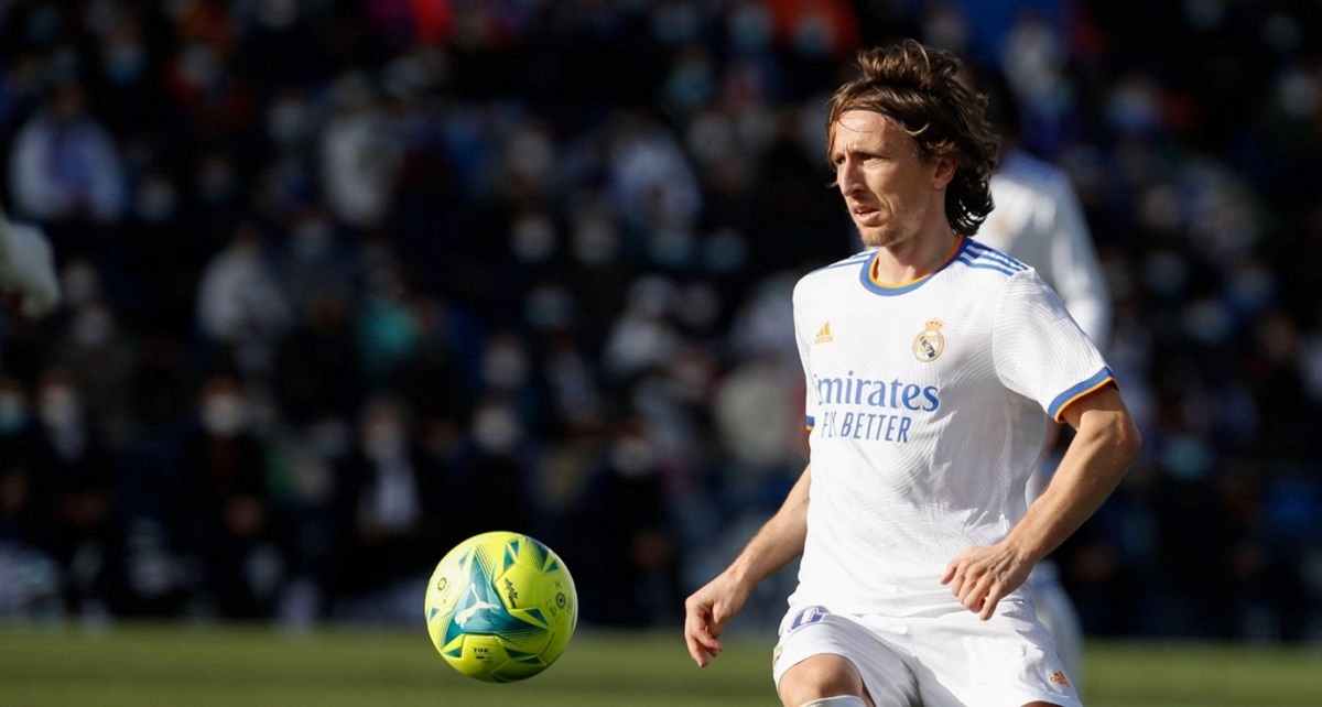 VIDEO Modrić pogodio gredu, da je bio malo precizniji, bila bi to golčina
